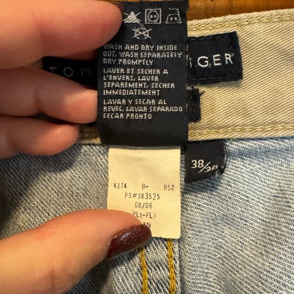Y2K Tommy Hilfiger Jeans Freedom Fit Baggy 38x30 Light Wash 2006‎ - Picture 12 of 14